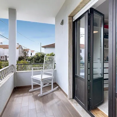 Casa Da Vila بيت للعطل أزيتاوْ
